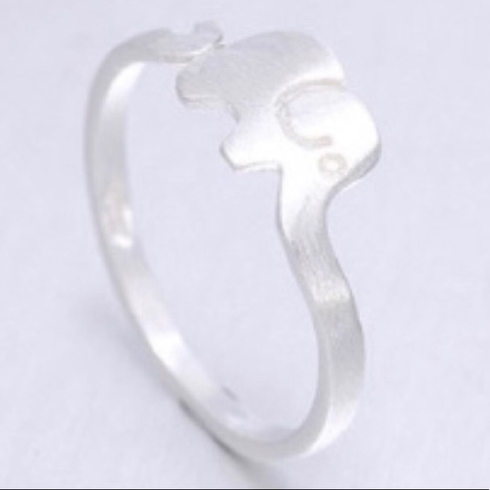 Silver Elephant Dainty Ring New